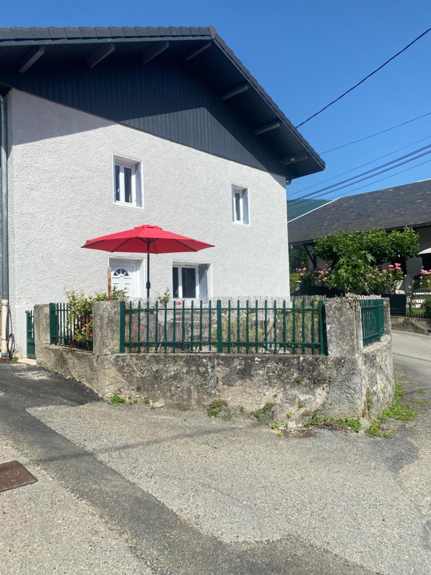 Maison De Village Entre Lac Et Montagne La Motte-Servolex Exterior photo